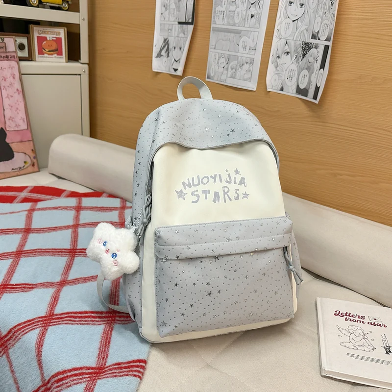 Leichter Schulrucksack mit Sternenmuster
