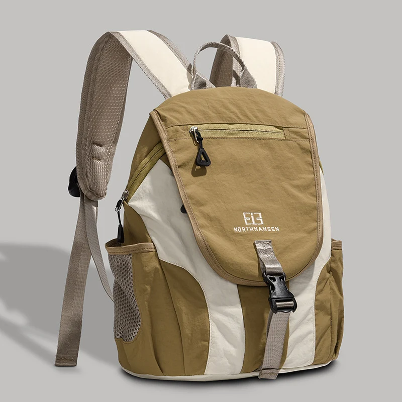 Leichter Reise-Schulrucksack mit mehreren Taschen