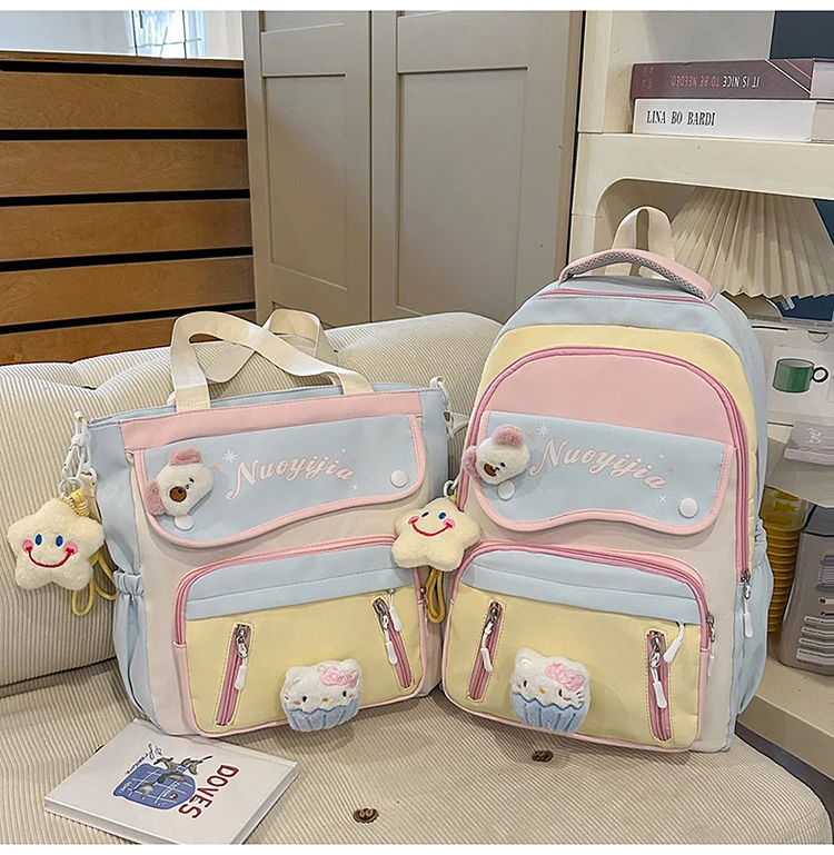 Lässiger Schulrucksack mit vielen Taschen