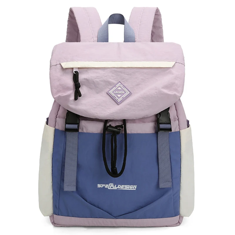 Lässiger Abenteuer-Schulrucksack mit vielen Fächern