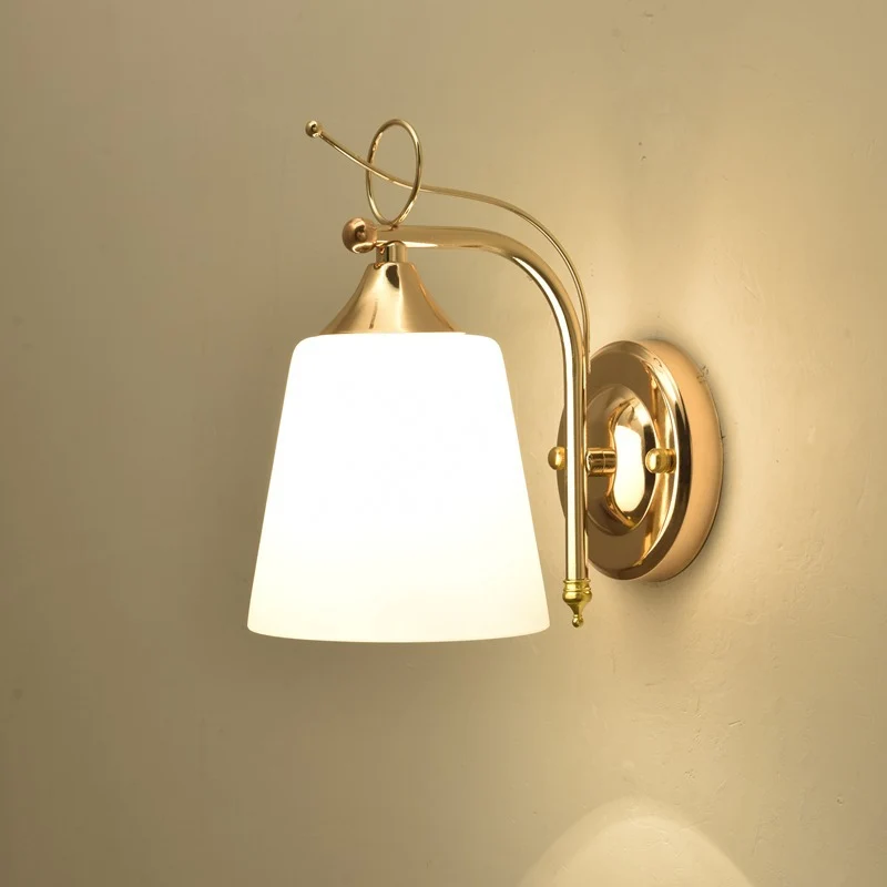 Elegante Schwenkarmschwenk-Wandleuchte