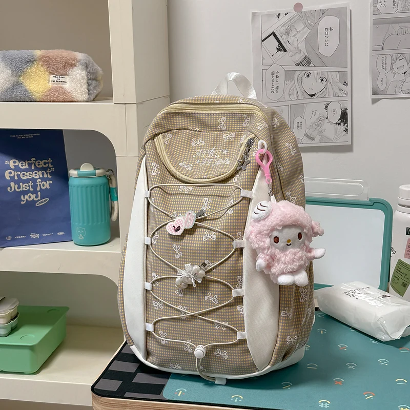 Leichter Freizeit-Schulrucksack mit mehreren Taschen