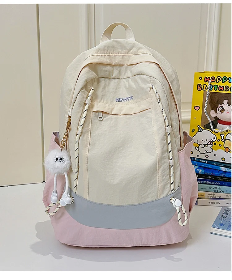 Leichter Wander-Schulrucksack mit mehreren Fächern