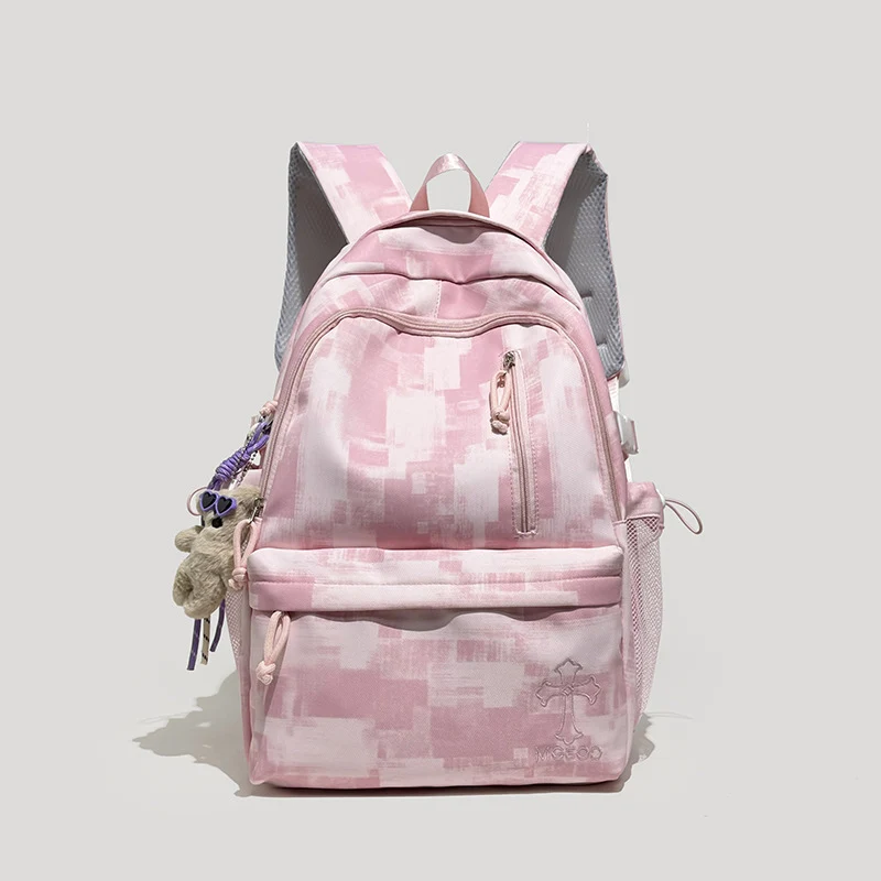 Leichter Schulrucksack mit mehreren Fächern