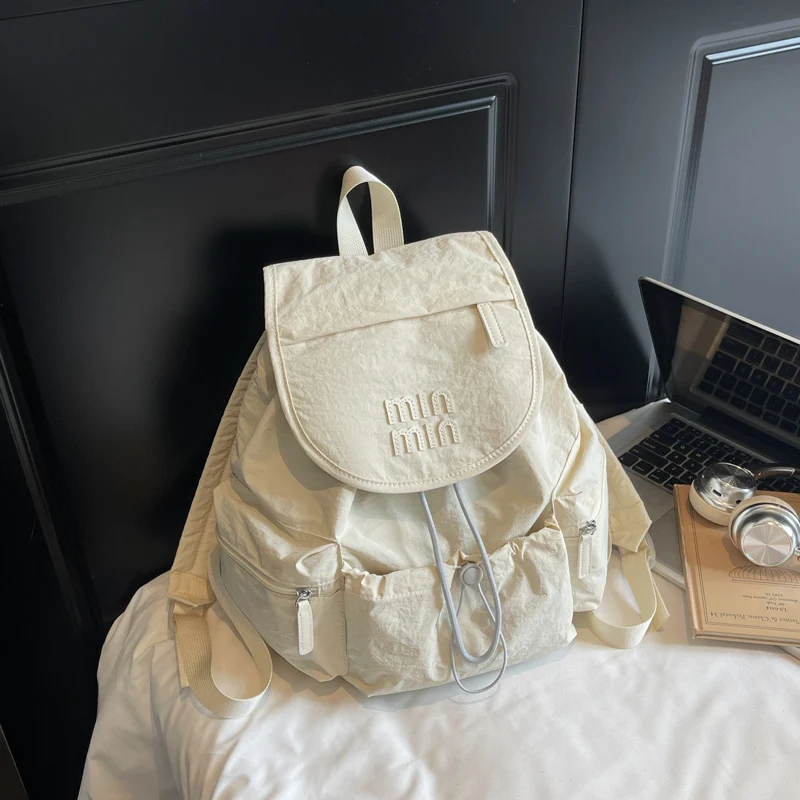 Leichter Abenteuer-Schulrucksack