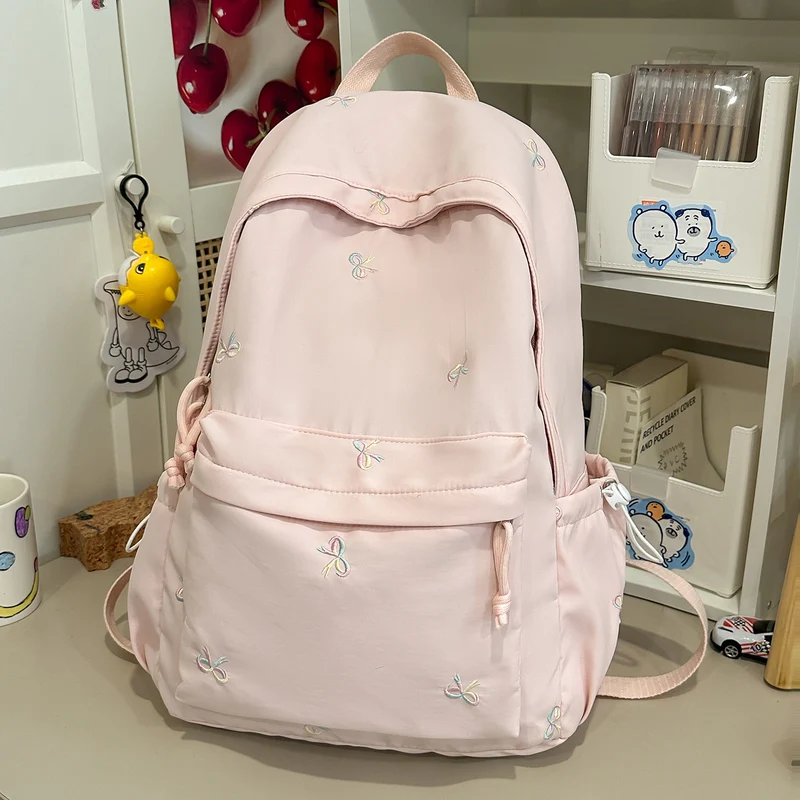Bestickter lässiger Schulrucksack