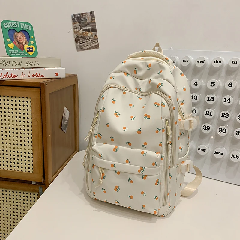 Eleganter Rucksack mit Blumendruck