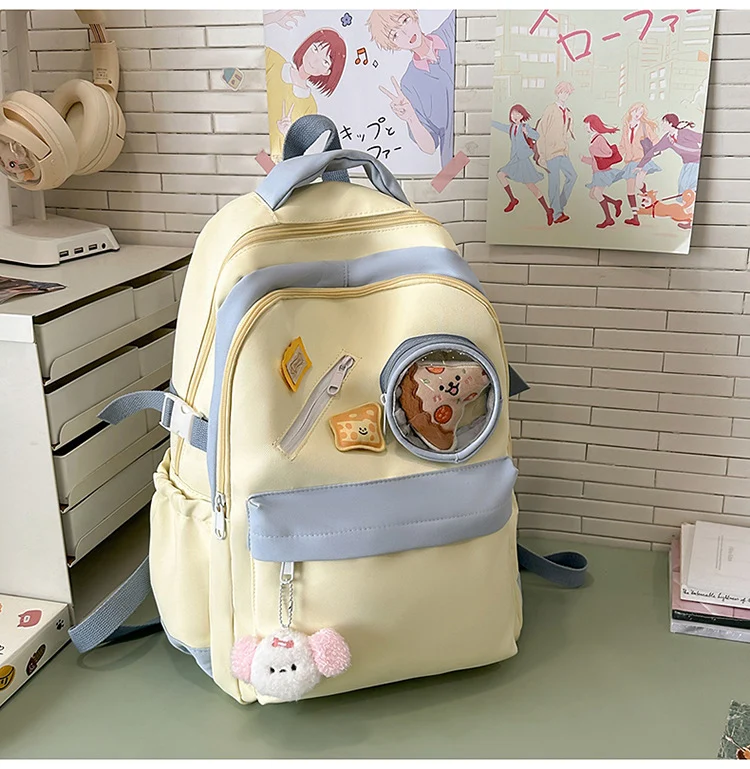Niedlicher Schulrucksack im Charakter-Design