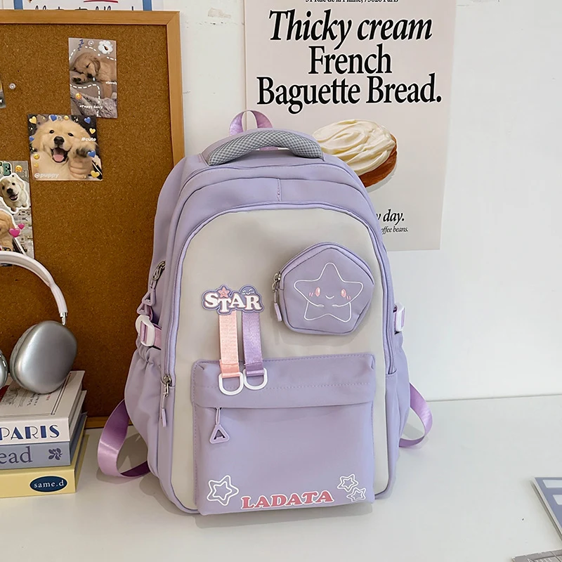 Niedlicher Schulrucksack im Charakter-Design