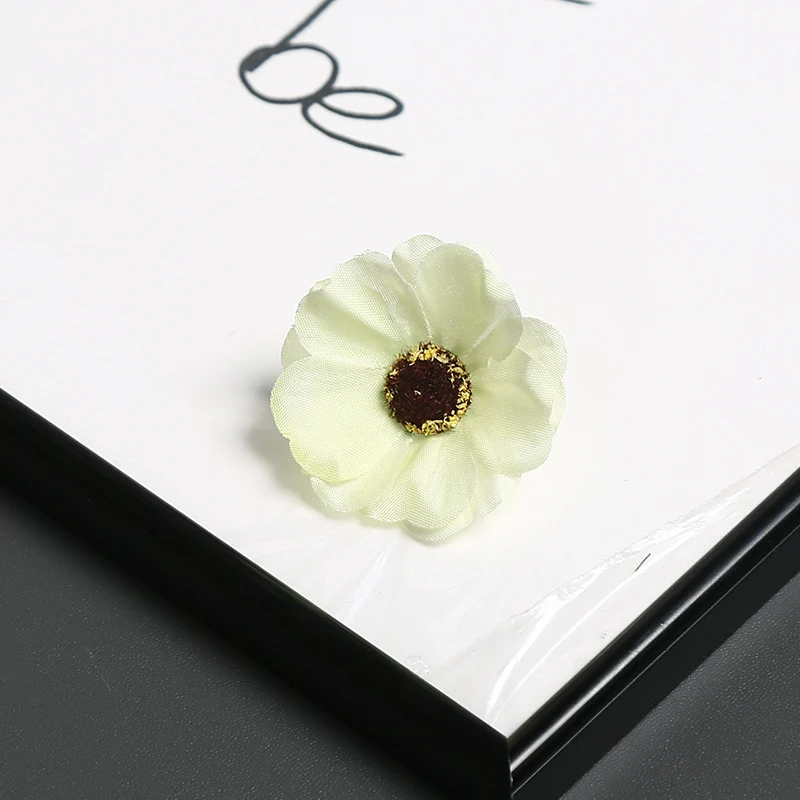 Dekorativer Floral-Anstecker für dekorativen Schmuck