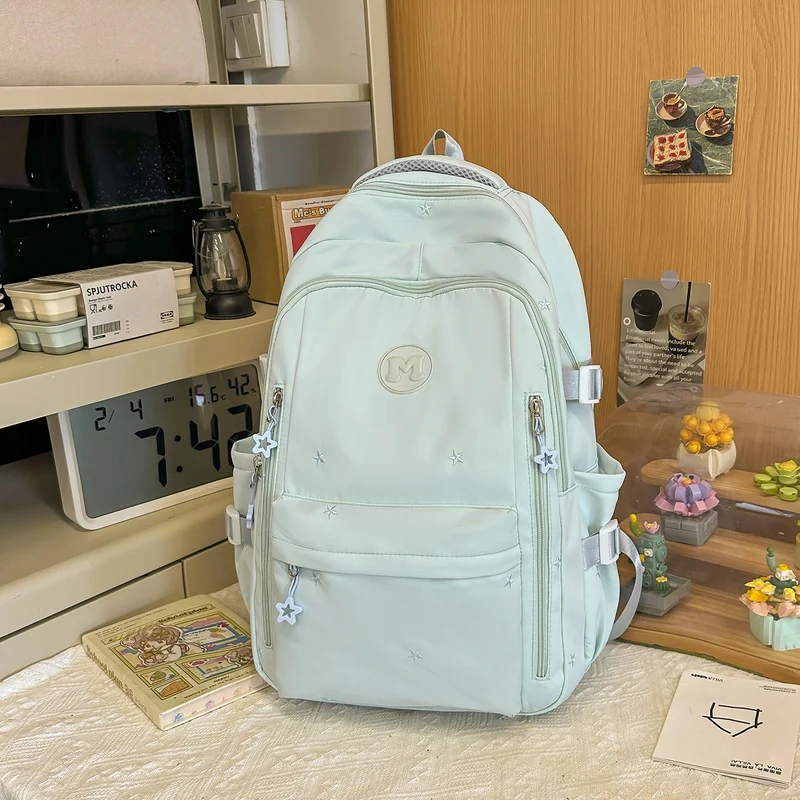 Niedlicher verzierter Schulrucksack