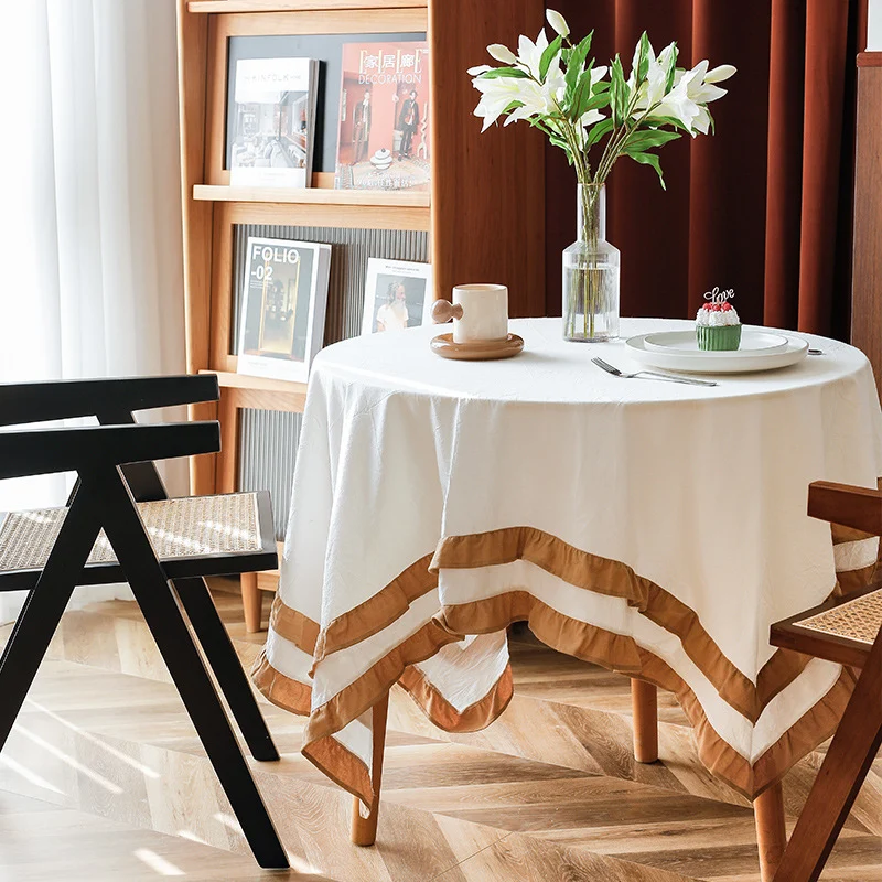 Rechteckige Tischdecke aus Baumwoll-Leinen mit doppelter Volant-Bordüre