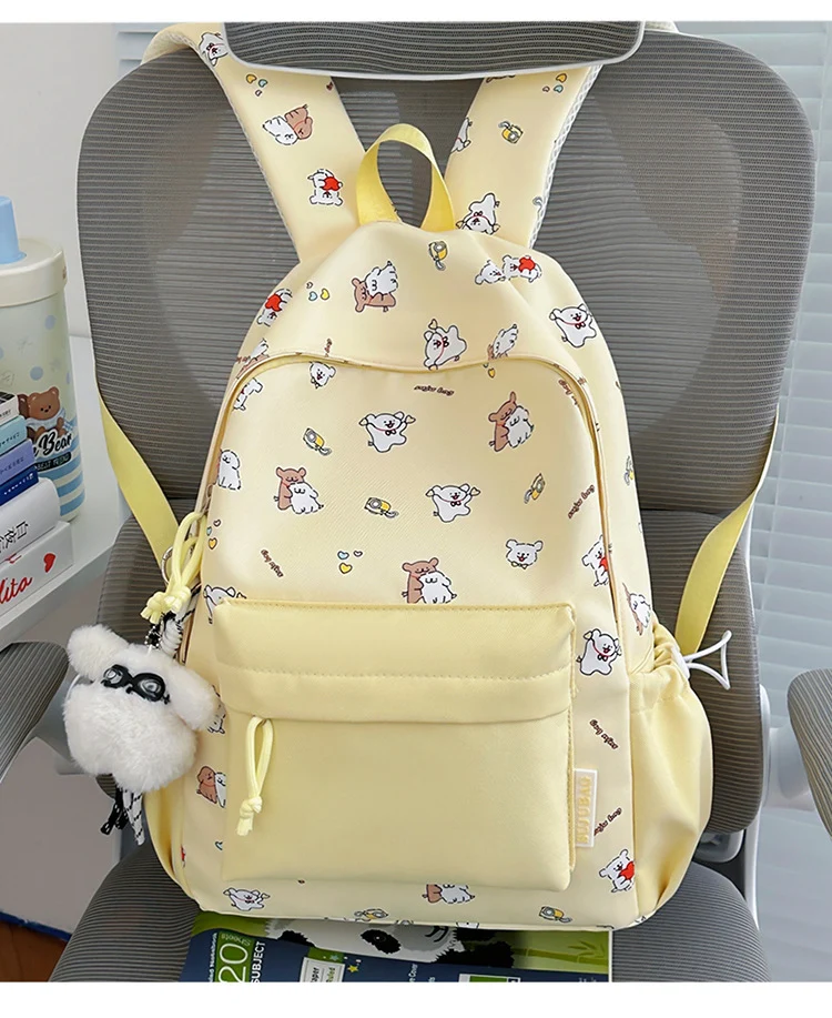Niedlicher Schulrucksack im Cartoon-Stil