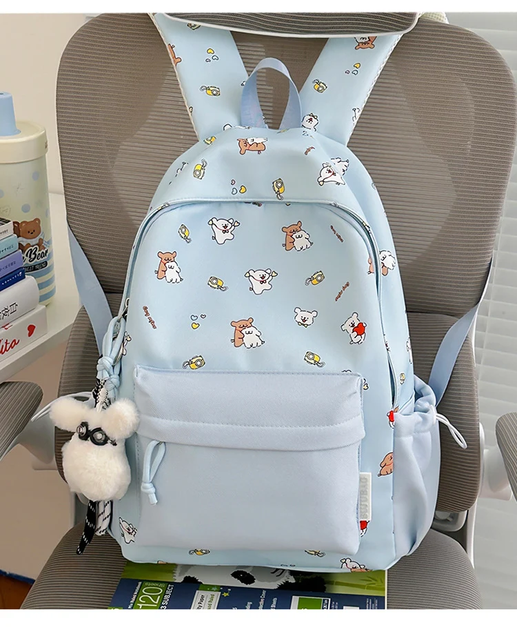 Niedlicher Schulrucksack im Cartoon-Stil