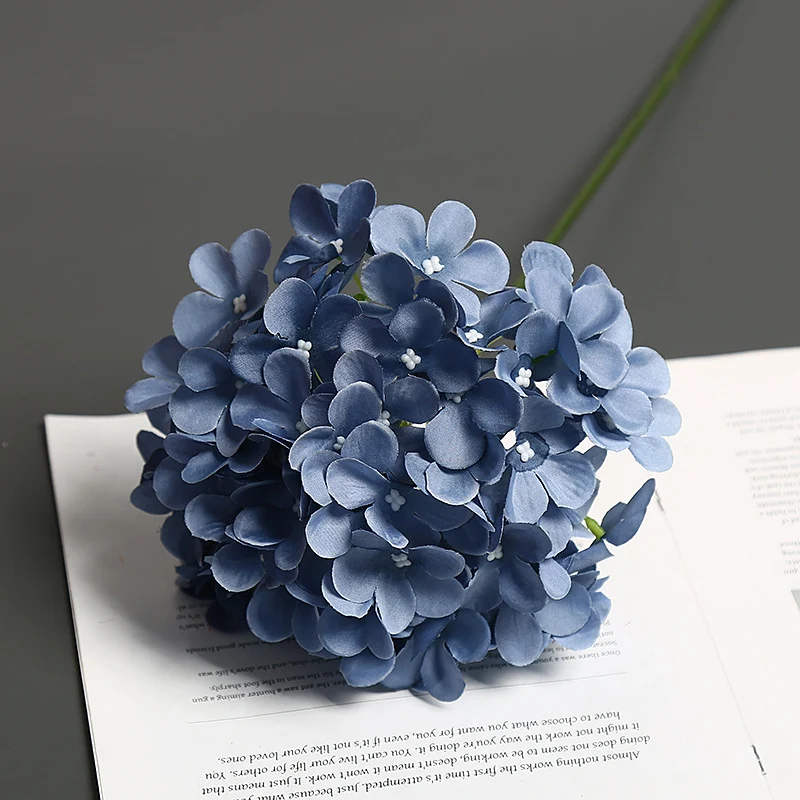 Realistische Florale Hortensienstiel