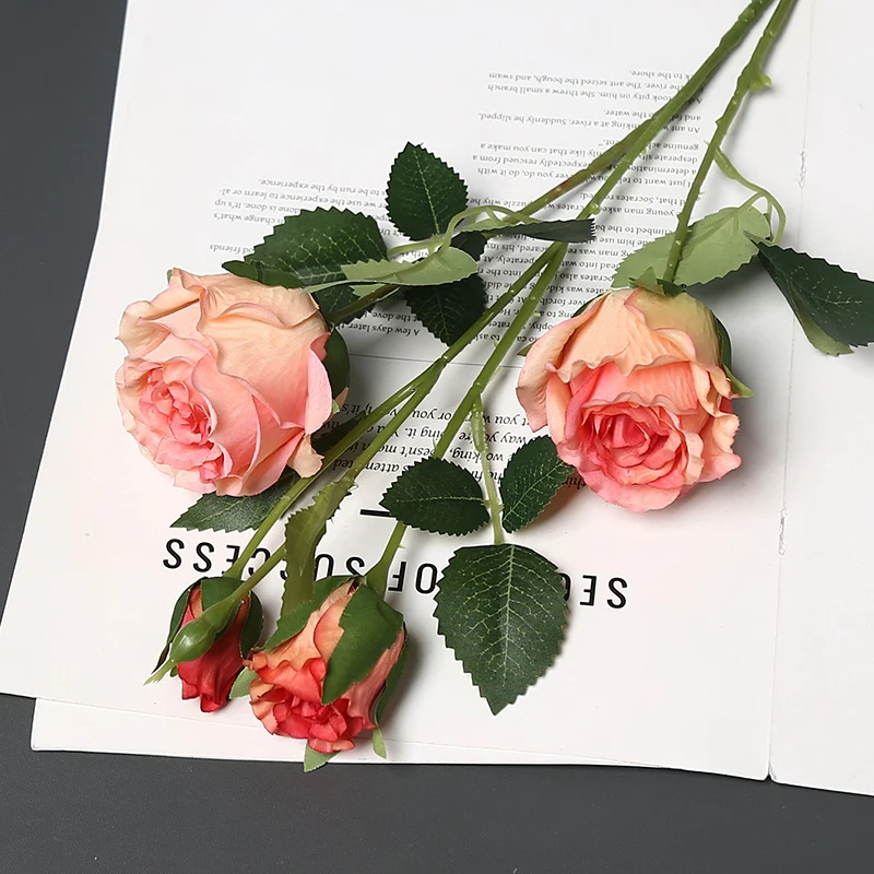 Realistischer Künstlicher Rosenstiel