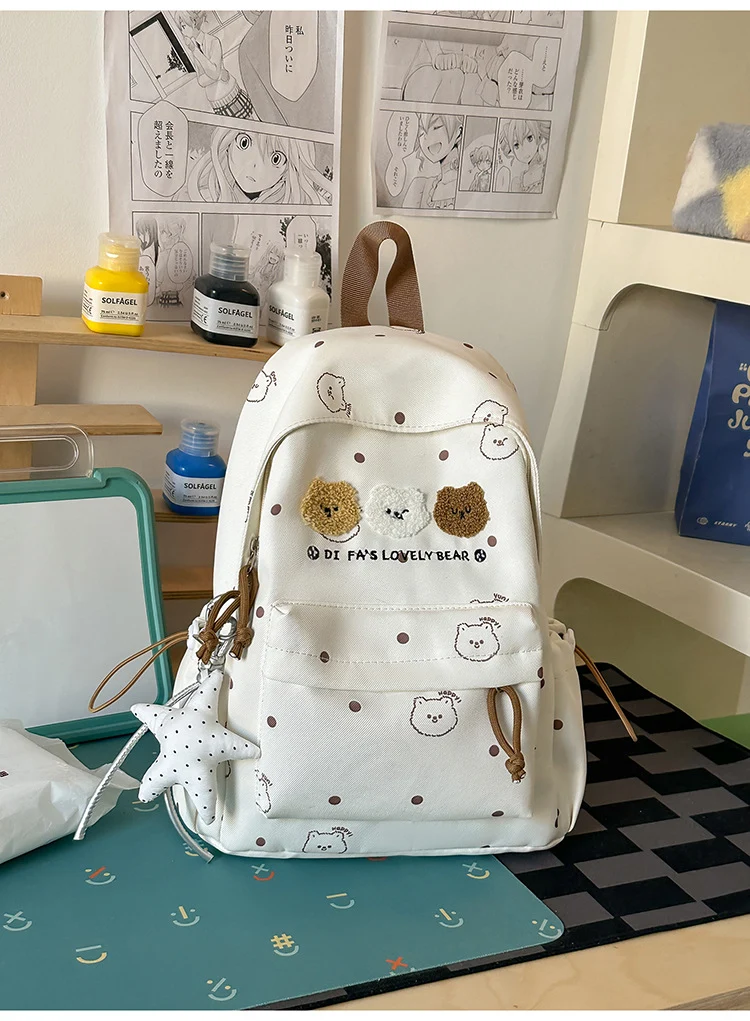 Niedlicher Schulrucksack im Cartoon-Stil
