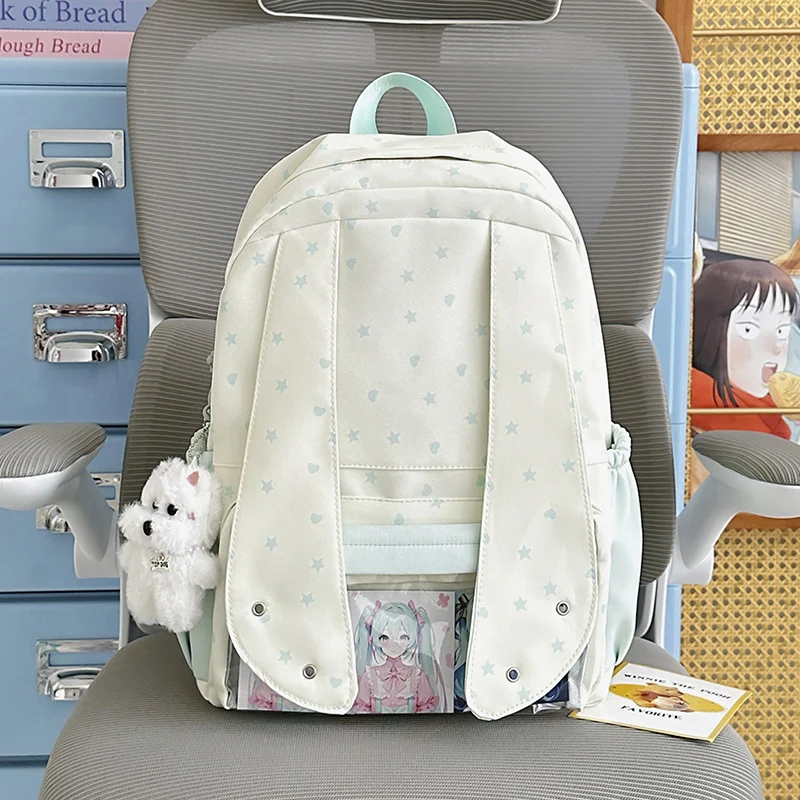 Süßer Schulrucksack mit Hasenohren