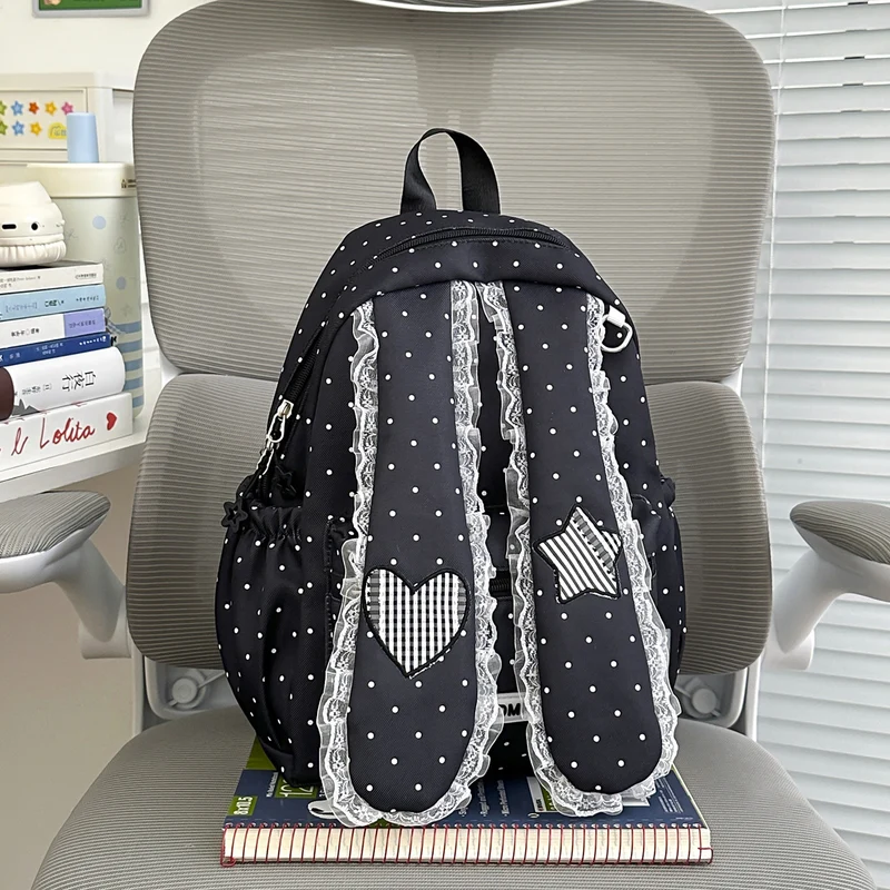 Niedlicher Schulrucksack im Hasenohren-Design