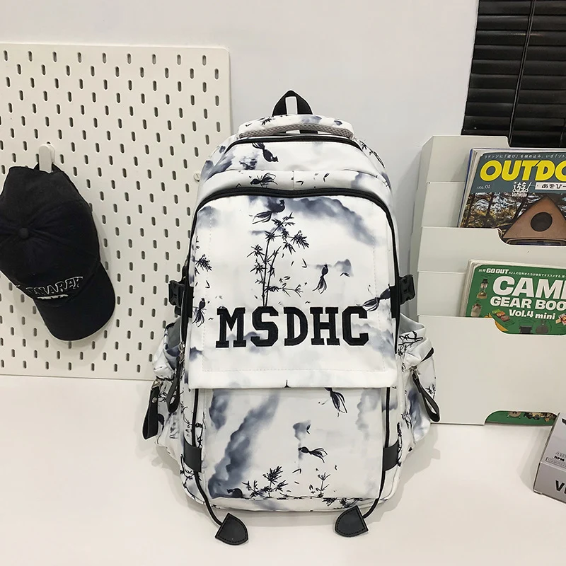 Urbaner Rucksack mit künstlerischem Design