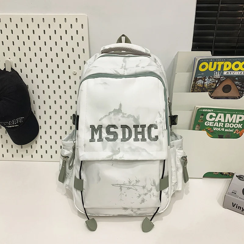 Urbaner Rucksack mit künstlerischem Design