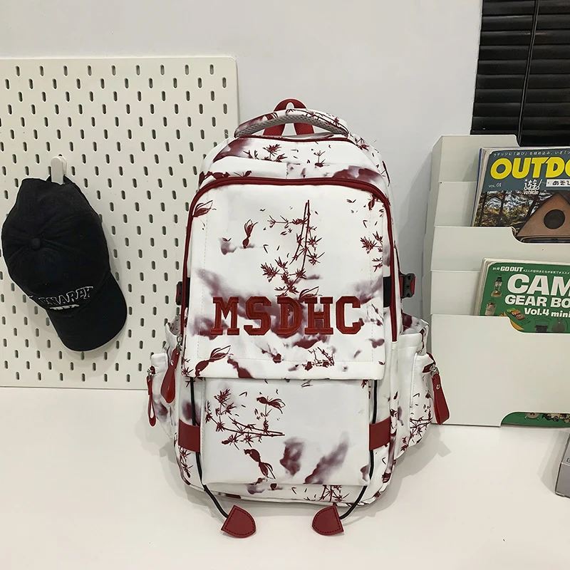 Urbaner Rucksack mit künstlerischem Design