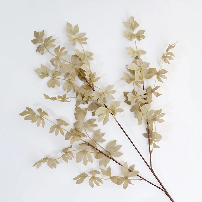 Elegante Faux-Blatt-Stamm-Anordnung