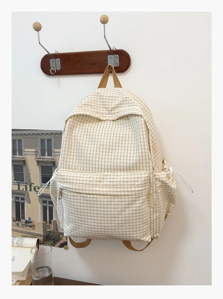 Lässiger Schulrucksack mit Karomuster