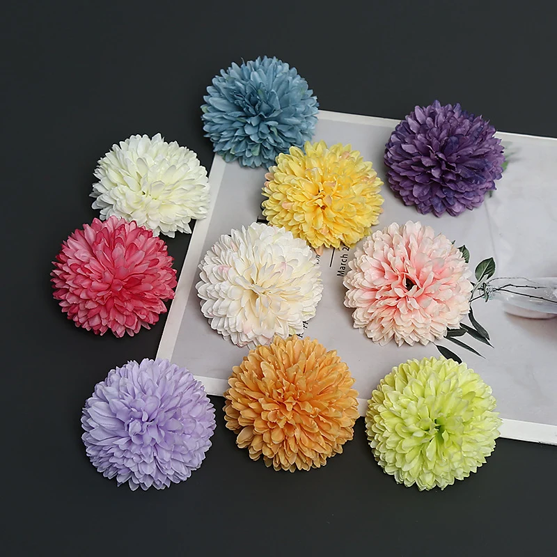 Elegante Chrysanthemen Blüten Haarschmuck