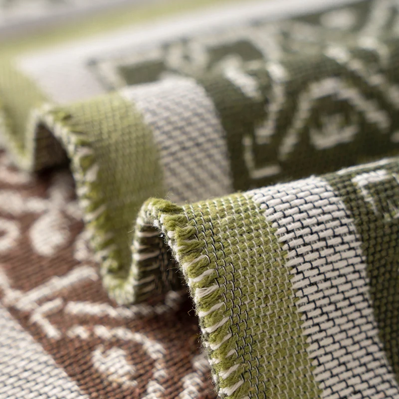 Jacquard-Schal aus Feinstrick mit ornamentaler Webstruktur