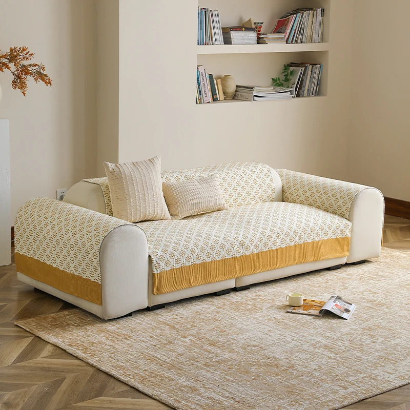Sofabezug und Sofaläufer aus gestrickter Baumwollmischung mit rutschfester Kante