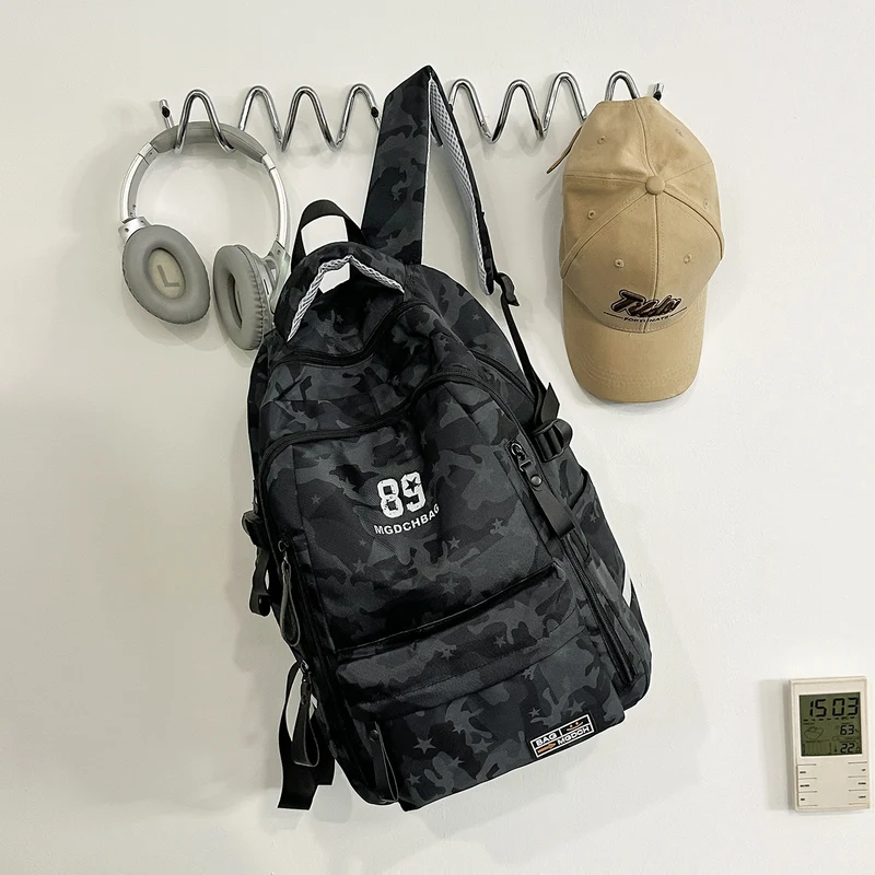 Multifunktionaler Urbaner Camouflage-Schulrucksack