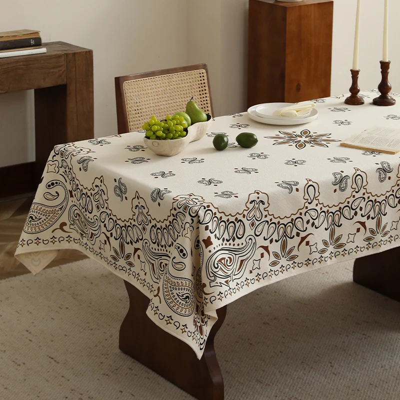 Gewebte Baumwoll-Leinen Tischdecke mit Paisley‑Print und dekorativer Bordüre