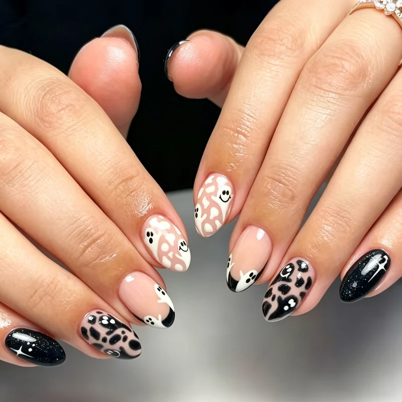 Künstlerisches Press-On Nagelset