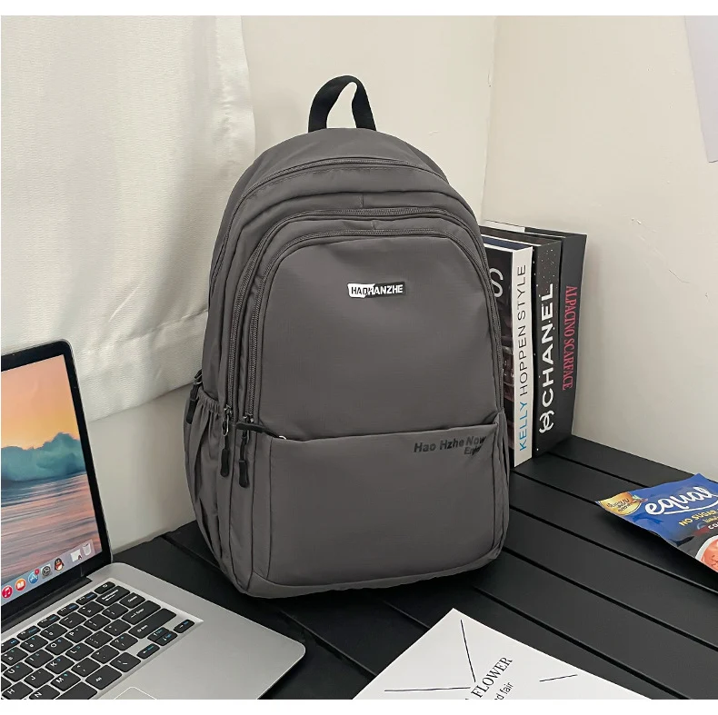 Laptop-Schulrucksack mit mehreren Fächern