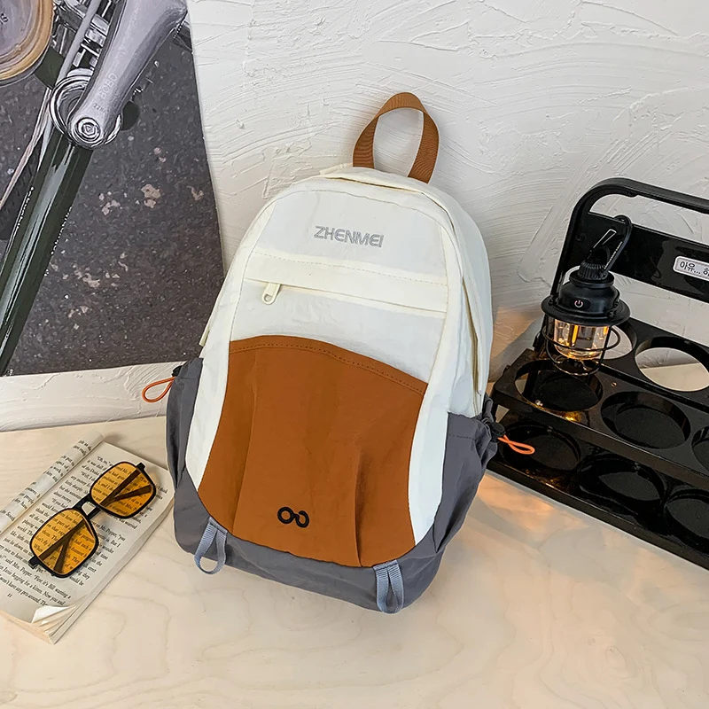 Leichter urbaner Schulrucksack