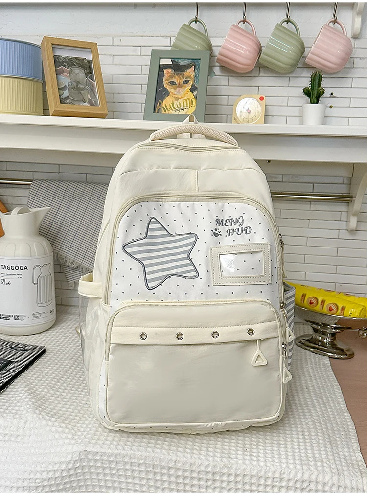 Funktionaler Schulrucksack mit Sternenverzierung