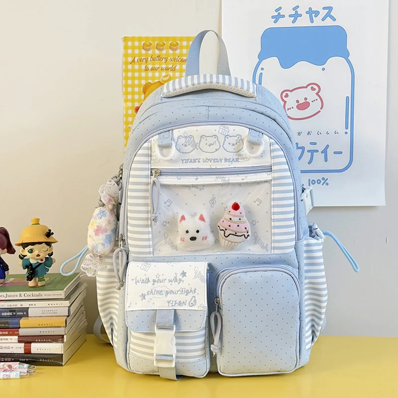 Niedlicher Schulrucksack im Charakter-Design