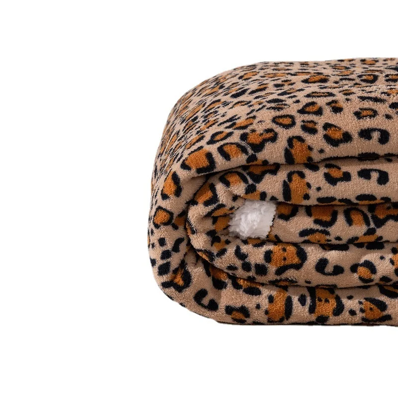Luxuriöse Leopardenmuster-Wurfdecke