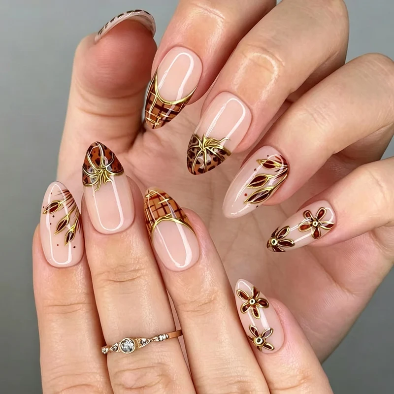 Premium Dekorative Press-On Nail Art Set
