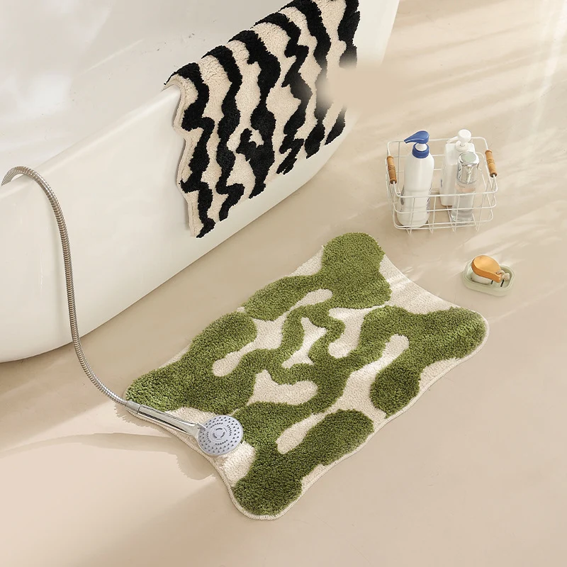 flauschige Bad- und Fußmatte aus Baumwoll-Tufting mit Retro-Karo-Muster