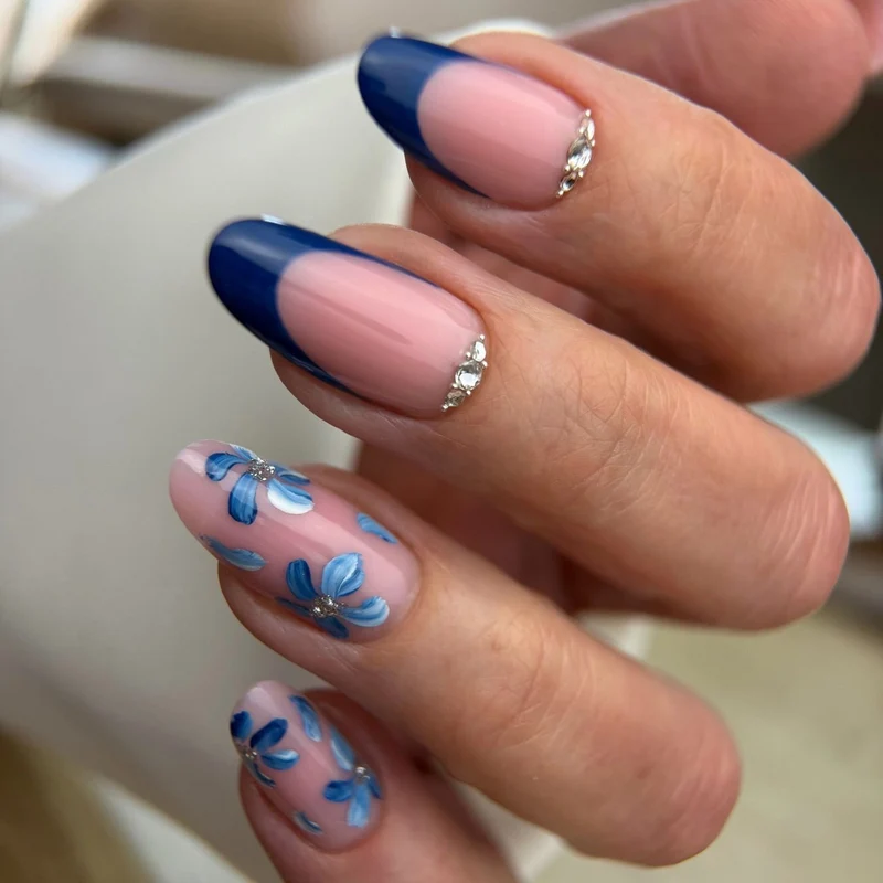 Premium Press-On Nail Tips Set mit Zubehör