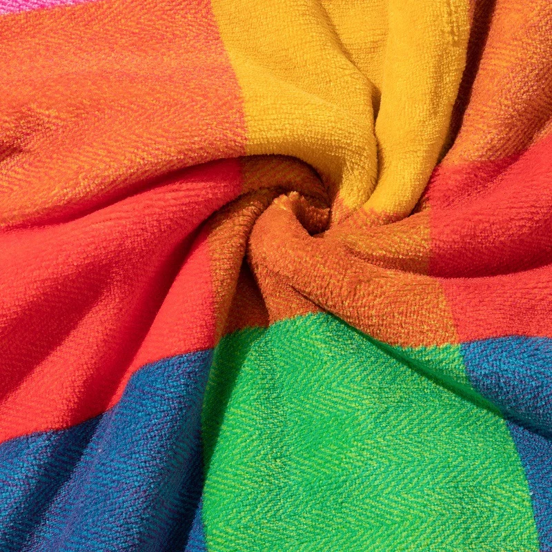 Bunt gemustertes Wurfdecke