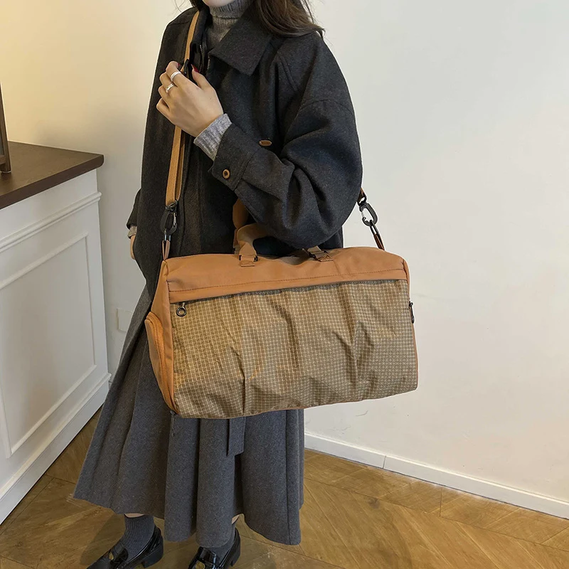 Sportliche Schultertasche mit verstellbarem Schultergurt Skanto