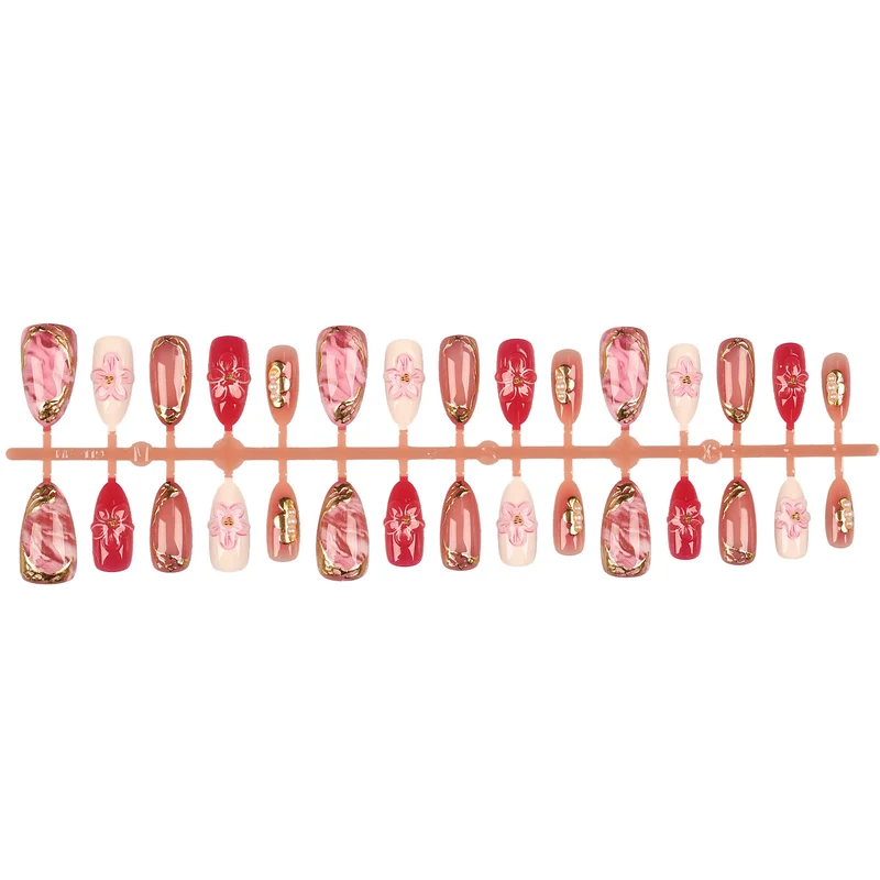 Florales Akzent Press-On Nail Design