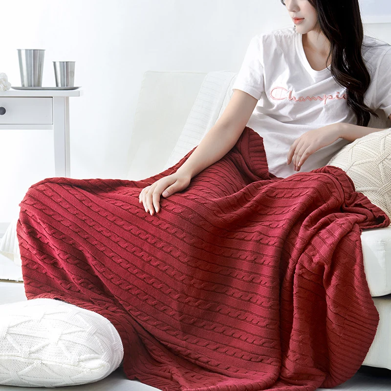 Kabelstrickwurfdecke
