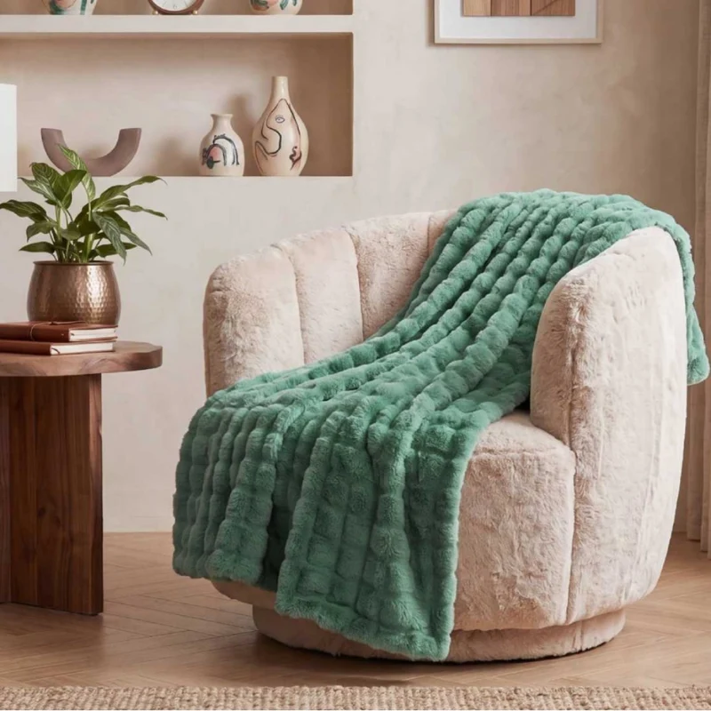 Strukturierte Plüschdecke