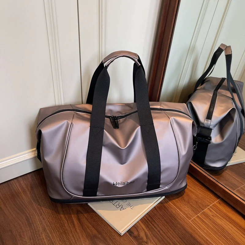 Sportliche Reisetasche mit strapazierfähigem Design Skanto