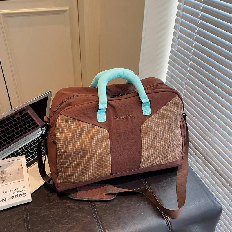 Praktische Sport- und Reisetasche mit multifunktionalem Organizer Skanto