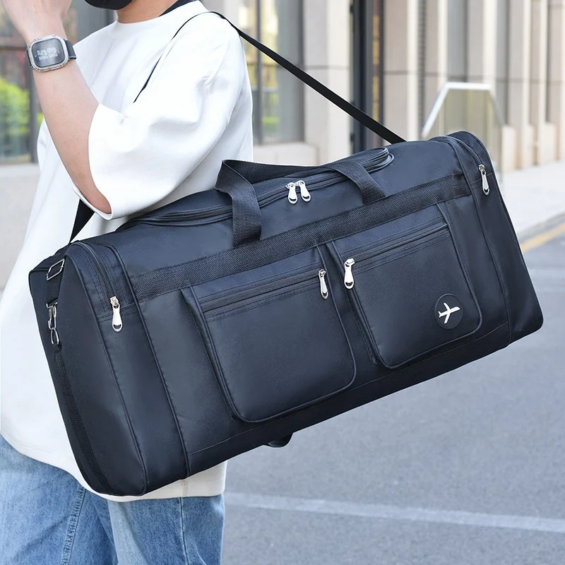 Sportliche Reisetasche mit innovativen Fächern